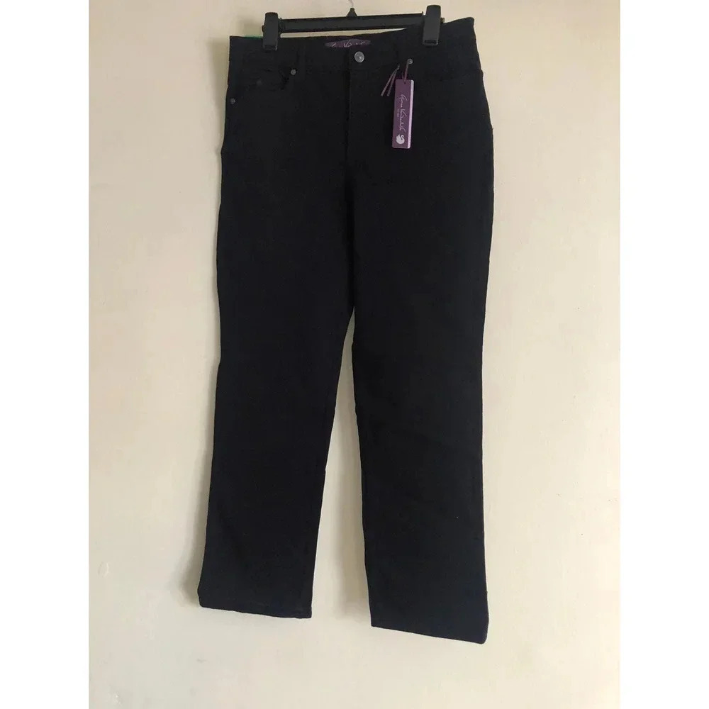 Gloria Vanderbilt Women’s Amanda Jeans NWT